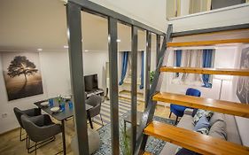 Cosy Flat In The Dob Street - Sapphire